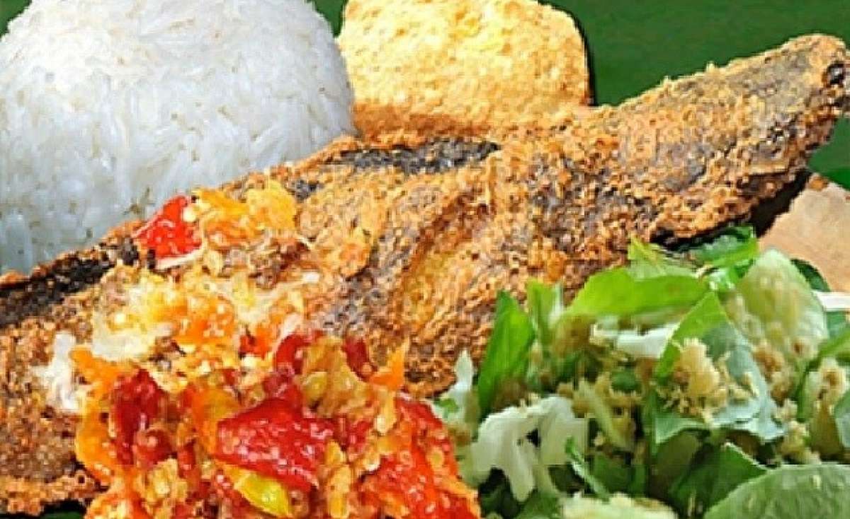 Ayam Penyet Surabaya Gatot Subroto Menu Medan - Crazfood