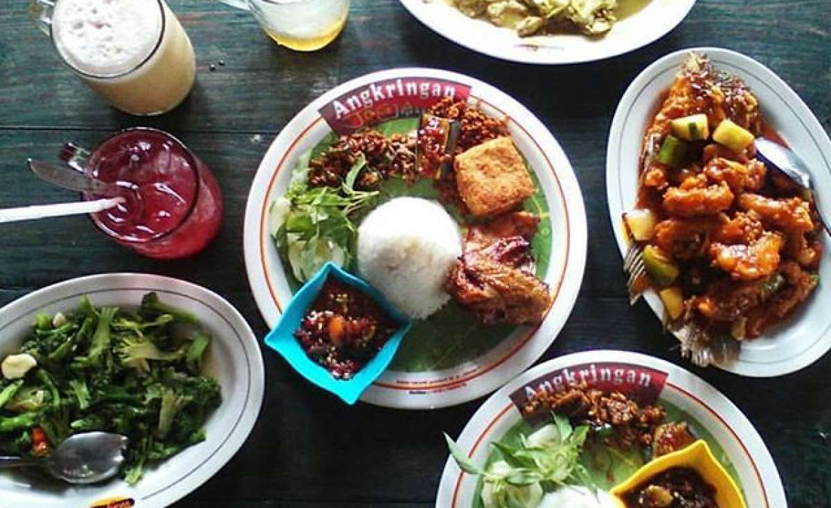 Ayam Penyet Surabaya Gatot Subroto Menu Medan - Crazfood